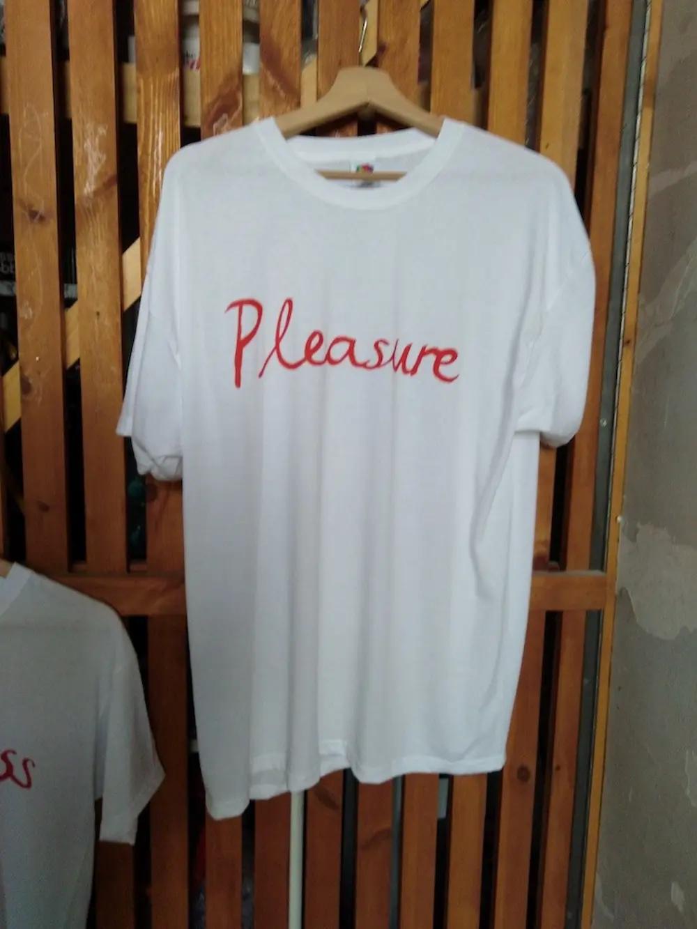 76_T-shirt_pleasure_copy.jpg